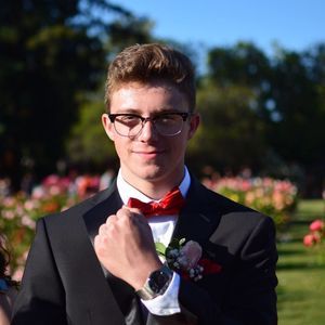 Meet your Posher, Aric